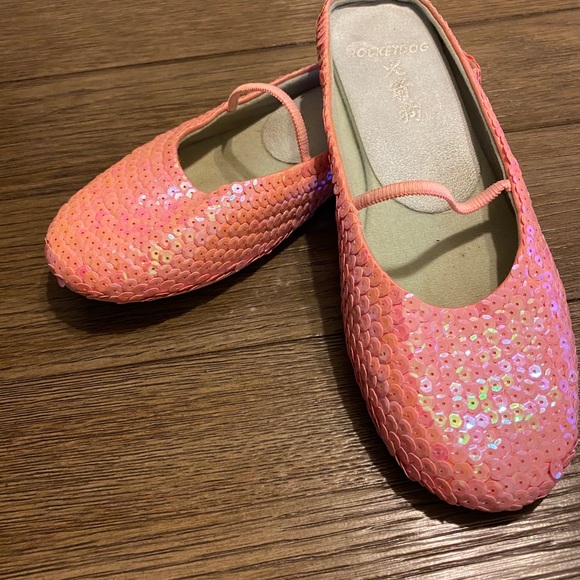 Shoes - Picture 6 of 7